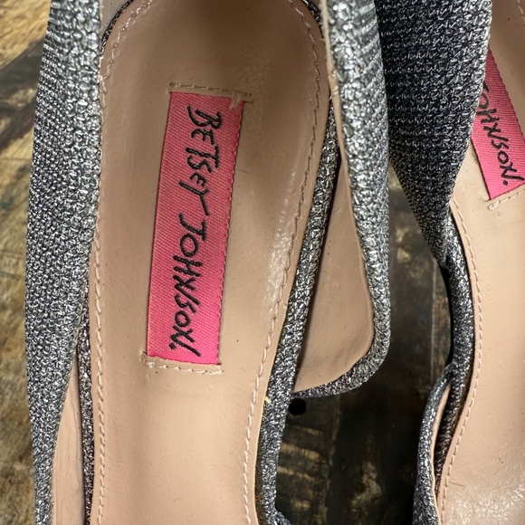 Betsey Johnson silver glitter heels.81/2. - Picture 8 of 10